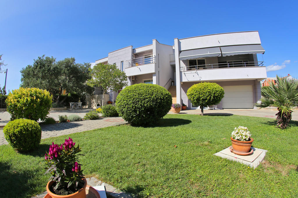Apartmani Ukalovic Zadar Exterior foto