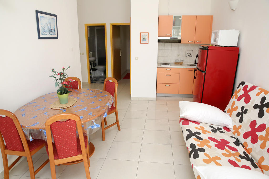 Apartmani Ukalovic Zadar Exterior foto