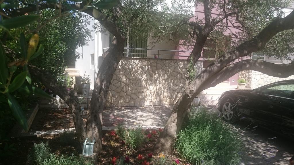 Apartmani Ukalovic Zadar Exterior foto