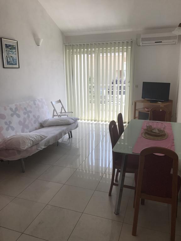 Apartmani Ukalovic Zadar Exterior foto