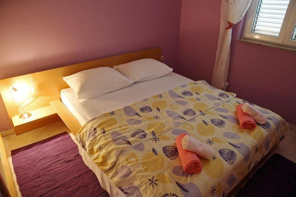 Apartmani Ukalovic Zadar Exterior foto